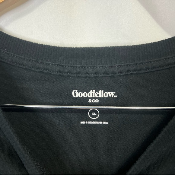 Goodfellow & Co Women’s Crewneck - Picture 2 of 3